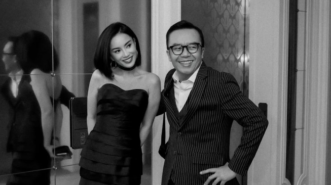 Siapa Dearly Djoshua? Ini Pekerjaan Pacar Baru Ari Lasso