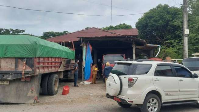Tak Miliki Izin, Gudang Semen di Bontang Selatan Disemprit DPMPTSP