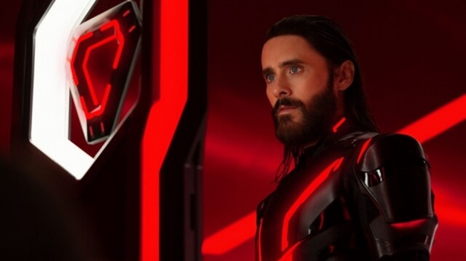 Review Film Tron: Ares, Saat CGI Ciamik Bertemu Alur yang Bikin Gemas