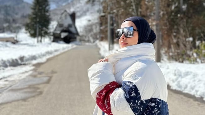 Biodata dan Profil Aisyahrani, Adik Syahrini Diduga Pakai Foto Siomay Chef Devina Tanpa Izin