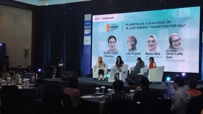 Para Pemateri Local Media Summit (LMS) 2025 di Hotel JW Marriott, Rabu (8/10/2025). [Andi/Suara.com]