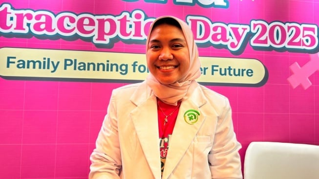 Langsung Pasang KB Setelah Menikah, Bisa Bikin Susah Hamil? Ini Kata Dokter