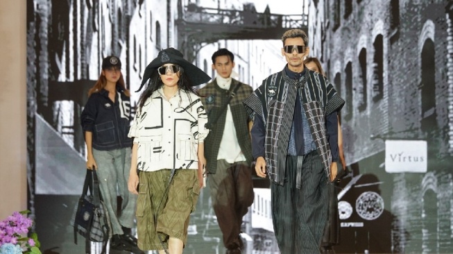 Dari Lego Hingga Perlawanan Digital: Kisah Dua Desainer Muda di Journey in Elysium Fashion Run! (Dok. Istimewa)