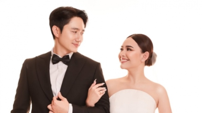 8 Potret Mesra Amanda Manopo dan Kenny Austin di Cinta Yasmin, Berujung ke Pelaminan?
