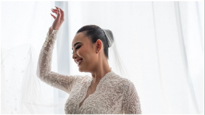 Penampilan Amanda Manopo di Hari Pernikahan (Instagram)