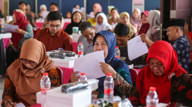 Suasana saat acara edukasi keuangan bertema Guru Jago Financial di Jakarta, Kamis (9/10/2025). [Handout]