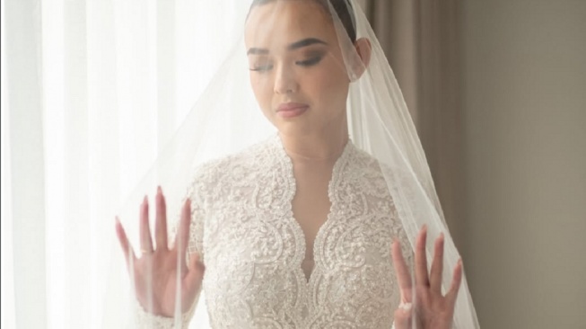 Penampilan Amanda Manopo di Hari Pernikahan (Instagram)