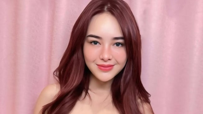Apakah Amanda Manopo Menjalani Operasi Plastik?