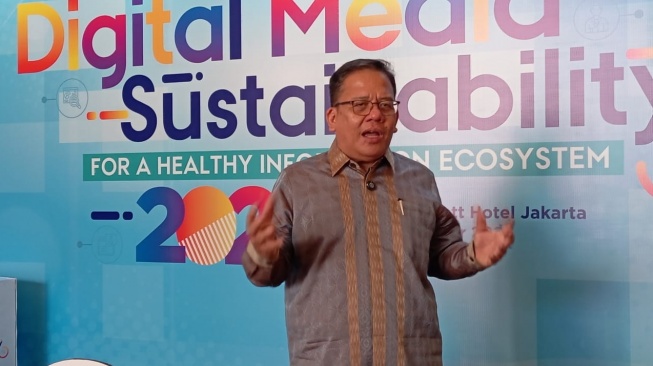 Guru Besar Universitas Indonesia, Prof Adrianus Eliasta Meliala mengomentari pertemuan Jokowi dan Abu Bakar Ba'Asyir. [Hairul Alwan/Suara.com]