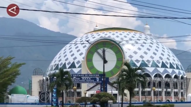 Kubah Raksasa 90 Meter Siap Pecahkan Rekor MURI di Masjid Raya Baitul Khairaat
