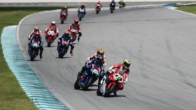 CBR Series Melesat, Pebalap Astra Honda Raih Tiga Podium ARRC Malaysia