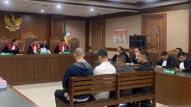 Skandal Impor Gula: 4 Bos Raksasa Dituntut 4 Tahun Penjara dan Bayar Ratusan Miliar