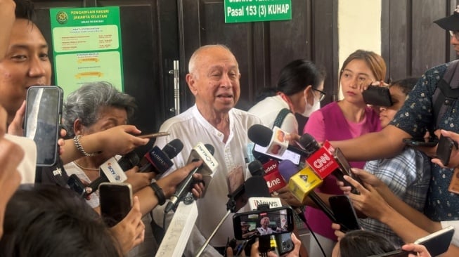 Praperadilan Ditolak, Orang Tua Nadiem Kecewa Berat: Anak Kami Bersih, Ini Mematahkan Hati