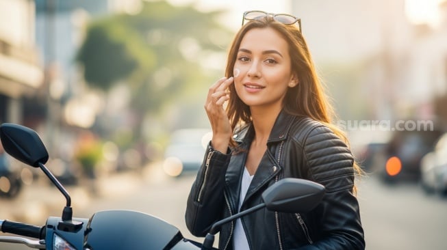 10 Rekomendasi Sunscreen SPF Tinggi untuk Pemotor, Wajah Cerah Anti Belang