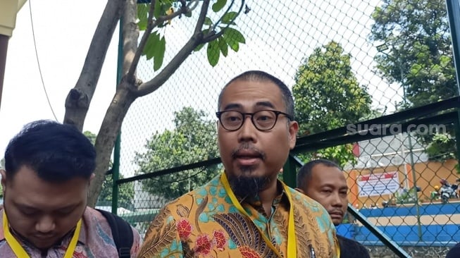 Wahyu Purnomo, pengacara Erin Taulany ditemui di Pengadilan Agama Jakarta Selatan pada Selasa, 14 Oktober 2025. [Suara.com/Rena Pangesti]