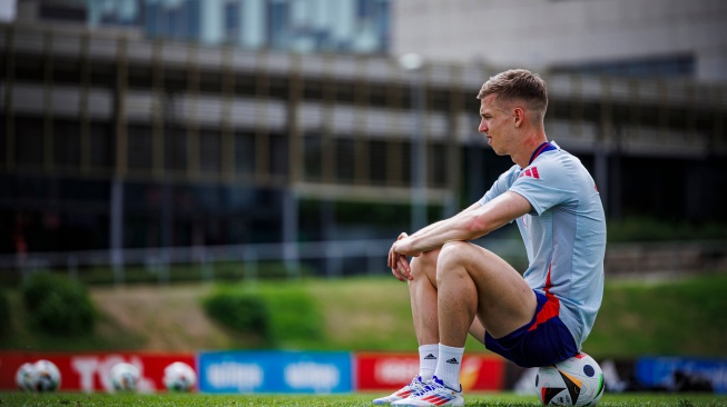 Barcelona Incar Bintang Atletico Madrid, Masa Depan Dani Olmo Bisa Terancam