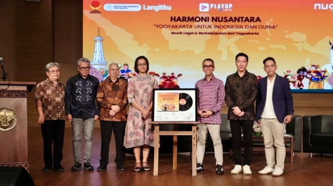 Majukan Musisi Lokal, Nuon dan Playup Luncurkan Gerakan Harmoni Nusantara