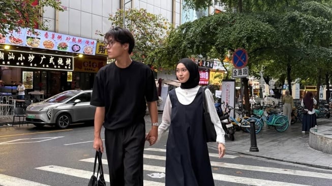 Potret Julia Prastini dan Na Daehoon (Instagram/juliaprt7)