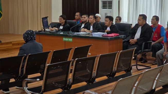 Bupati Siak Dicecar Hakim Sidang Konflik Lahan, Muncul 2 Sosok Disebut Cukong