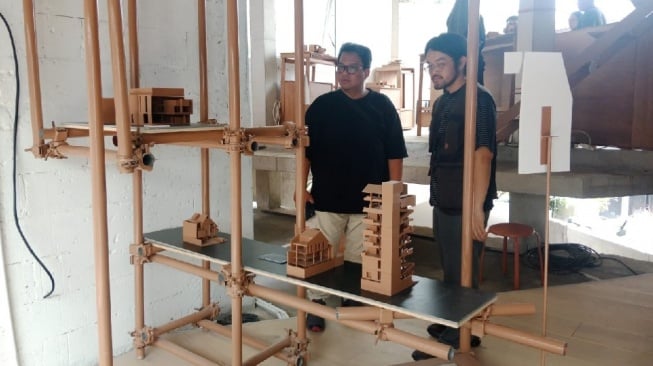 15 Tahun Atelier Riri: Pameran Unik di Rumah Belum Jadi, Ini Alasannya! (Dok. Istimewa)
