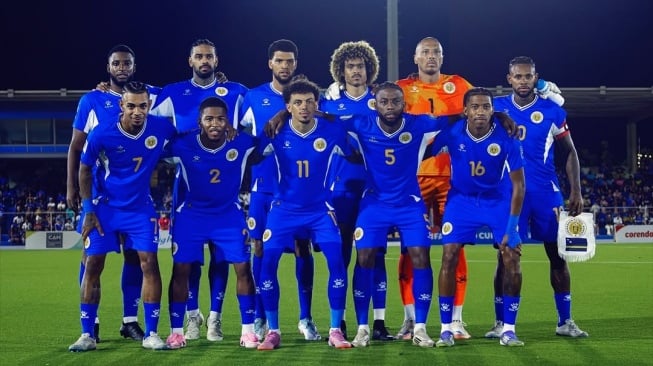 Terpuruk di Era Patrick Kluivert, Curacao Kini Selangkah Lagi ke Piala Dunia Berkat Dick Advocaat