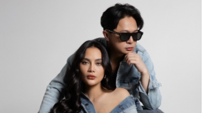 Erika Carlina Hapus Foto-foto Dj Bravy padahal Baru Dilamar, Putus?