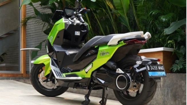 5 Motor Listrik Lokal yang Jarak Tempuhnya Tembus 100 Km: Cocok untuk Kalangan Pekerja