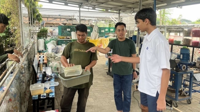 Dari Sampah Sekolah Jadi Pakan Gratis: Kisah 3 Siswa SMA Atasi Krisis Pangan (Dok. Istimewa)