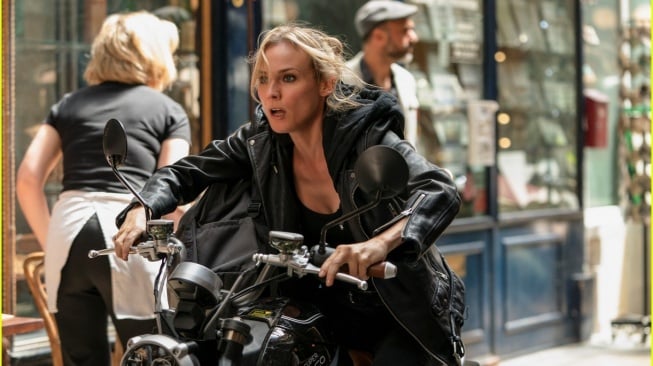 Film The 355 yang dibintangi Jessica Chastain, Diane Kruger, Penélope Cruz, Lupita Nyong'o, dan Fan Bingbing akan tayang Senin (20/10/2025) malam ini pukul 23.00 WIB di Trans TV. [YouTube]