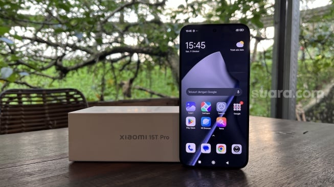 Review Xiaomi 15T Pro. [Suara.com/Dicky Prastya]