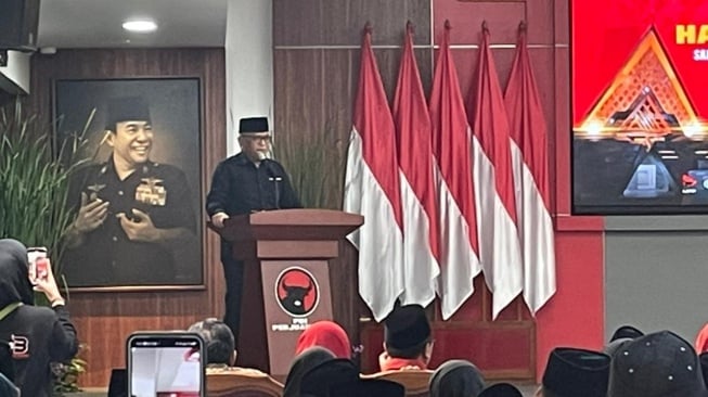 Hari Santri 2025, Sekjen PDIP Soroti Kiprah Bung Karno dalam Gerakan Dunia Islam