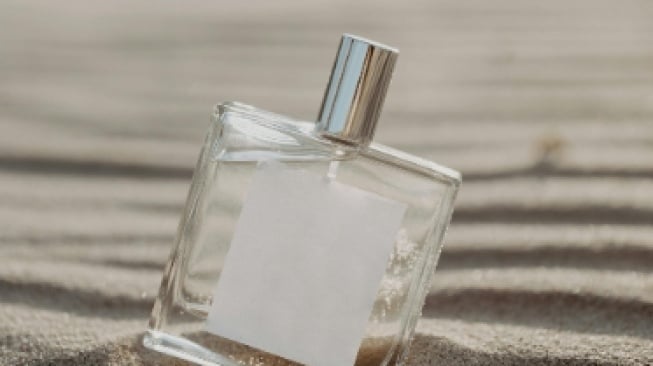 5 Rekomendasi Parfum Segar yang Tahan Lama Hingga 48 Jam, Cocok Buat Wanita Kantoran