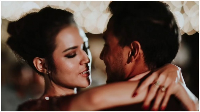 Hamish Daud masih menyimpan potret mesranya bareng Raisa di Instagram (Instagram)