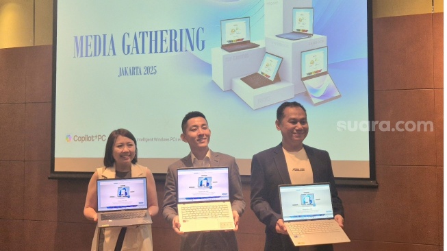 Penyegaran di Jajaran Laptop Vivobook Mulai dari Prosesor Terbaru, Layar Sentuh, dan OLED