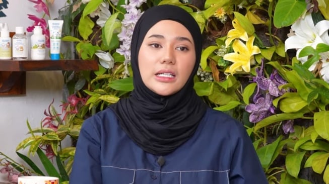 Suami Baru Mualaf, Clara Shinta Ajari Cara Ucap Talak Tapi Endingnya..