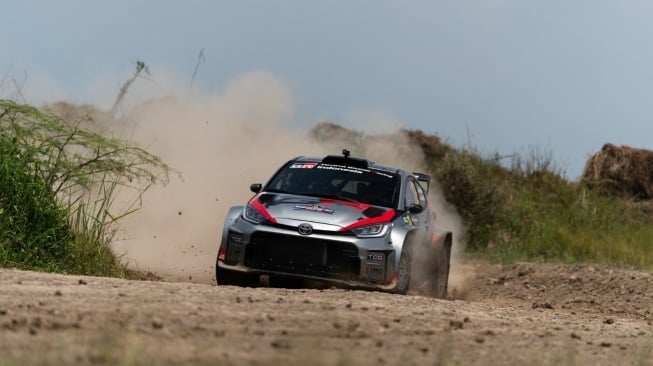 Tim Balap TGRI Kunci Gelar Juara Nasional Sprint Rally 2025
