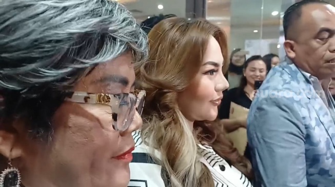 Selebgram Lisa Mariana dan Pemeran Pria F Alias Tato Tersangka Video Mesum