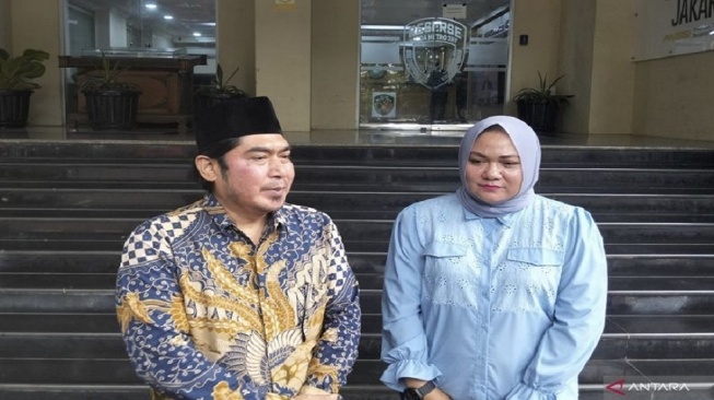 Lapor Polisi soal Chat WA Misterius, Ini Teror-teror 'Ngeri' Bikin Istri Gus Yazid Trauma