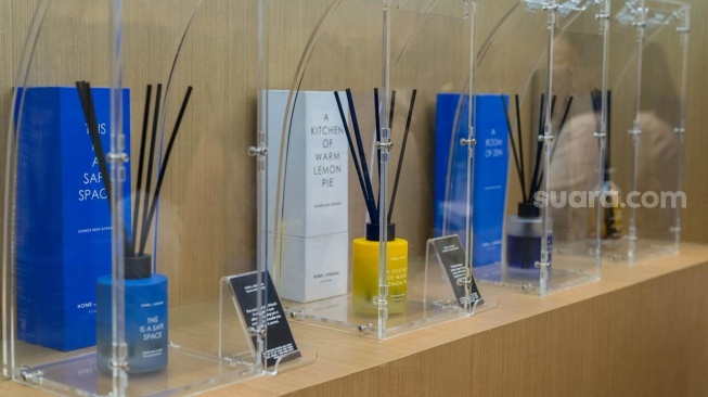 Outlet resmi parfum HMNS di Bali [HMNS/Suara.com]