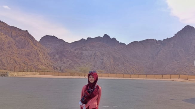 Mengenal Eksotika Jabal Magnet: Barisan Bukit Memukau di Dekat Kota Madinah
