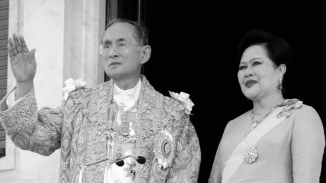 Ratu Sirikit, meninggal dunia di usia 93 tahun (X)