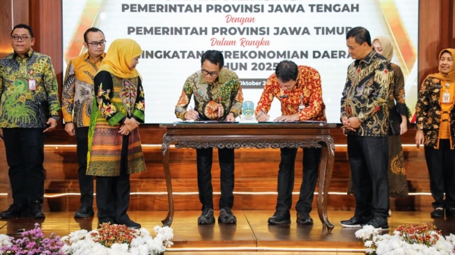 Gubernur Luthfi dan Khofifah Satukan Kekuatan: Era Baru Ekonomi Jawa Tengah & Jawa Timur