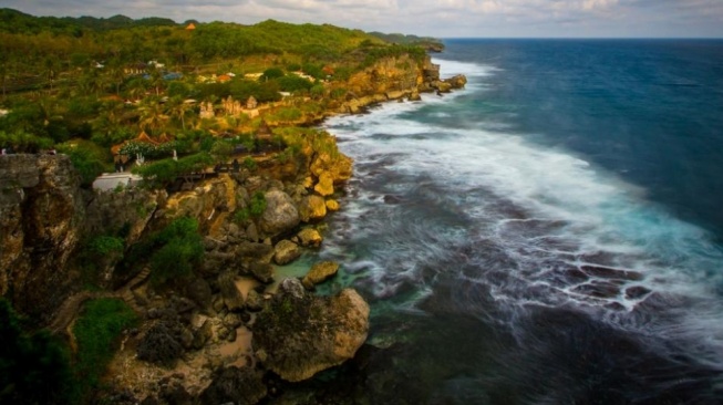 Gunungkidul - Pantai Ngobaran. [Dinas Pariwisata Kabupaten Gunungkidul]