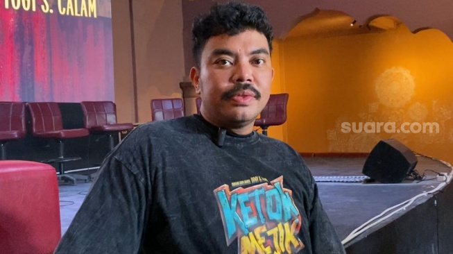 Plot Twist! Ananta Rispo Ketemu Polisi yang Mirip dengannya saat Lapor Kehilangan Helm