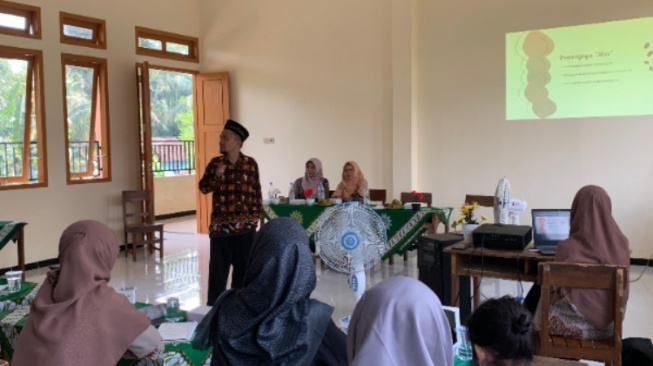 Satu Tahun Prabowo-Gibran, Apa Kabar Pendidikan Kita?