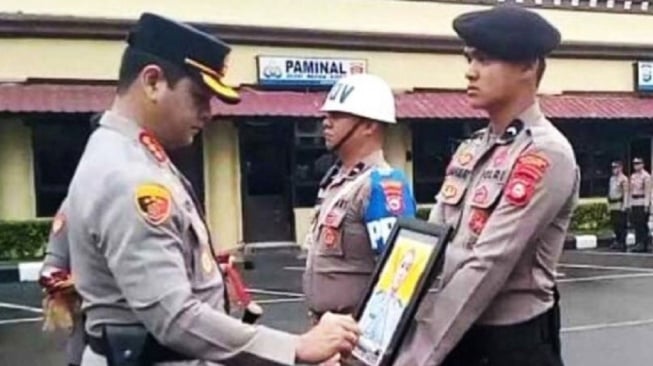 Polisi Makassar Dipecat Tidak Hormat! Ketahuan Lakukan Ini...