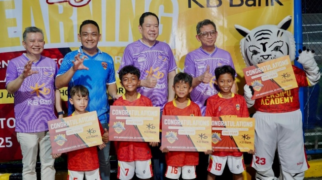 KB Bank Dukung Pembentukan Karakter Generasi Muda Melalui Beasiswa Pendidikan Sepak Bola