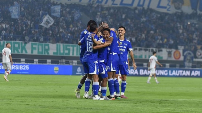 Hasil BRI Super League: Bermain 10 Orang, Persib Bandung Sukses Kalahkan Persis