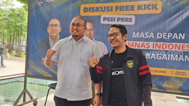 Andre Rosiade Heran Ketum PSSI Erick Thohir Sita HP Wartawan