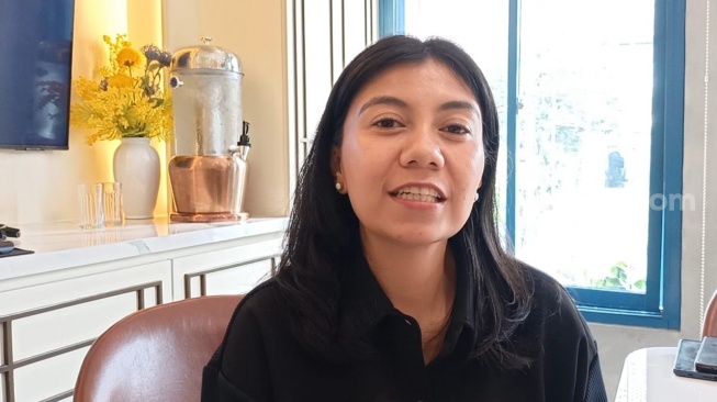 CEO Antara Suara, Andri Verraning Ayu dalam wawancaranya di Senopati, Jakarta Selatan pada Selasa, 28 Oktober 2025. [Suara.com/Rena Pangesti]